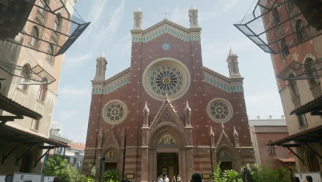 People-visit-the-largest-Catholic-Church-in-Turkey-St