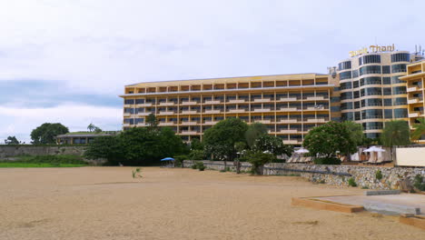 Slowly-panning-from-the-right-to-the-left-showing-the-beachfront-of-Dusit-Thani-Hotel-at-Pattaya-in-Chonburi-province-in-Thailand