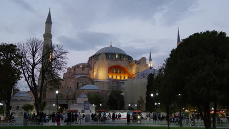 Tourists-at-Hagia-Sophia-illuminated-at-night-Sultanahmet-square