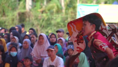 Indonesian-traditional-dance