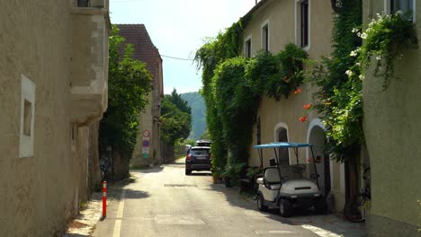 El-Pueblo-De-Wosendorf-En-Wachau-Es-Un-Valle-Austriaco-Con-Un-Paisaje-Pintoresco-Formado-Por-El-Río-Danubio.