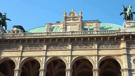 Die-Wiener-Staatsoper-Ist-Eines-Der-Führenden-Opernhäuser-Der-Welt