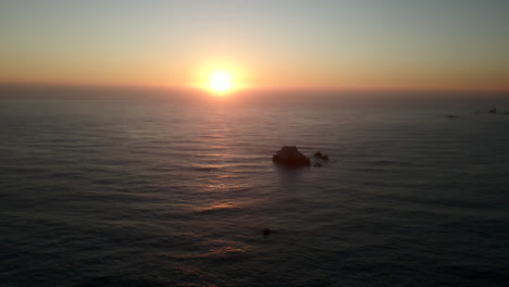 Sonnenuntergang-Am-Horizont-Des-Pazifiks-Im-Norden-Von-Baja-California