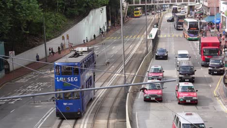 Trams-transport-line-in-the-city-of-Victoria,-Hong-Kong,-near-Quarry-Bay