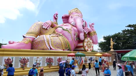 World-Tallest-Pink-Ganehsa-Statue,-Thailand