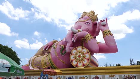 World-Tallest-Pink-Ganehsa-Statue,-Thailand