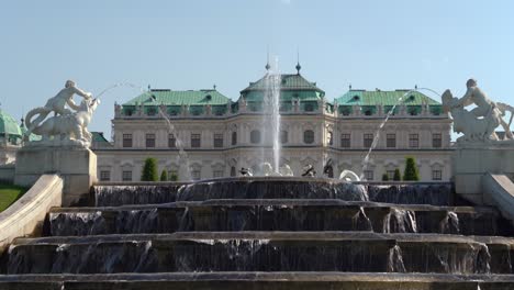 Crows-Cooling-Off-in-the-Fountain-in-Upper-Belvedere-Palace-Gardens