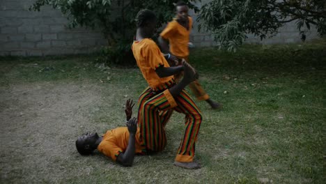 Lusaka-theatre-group-"Barefeet"-performing-outdoors