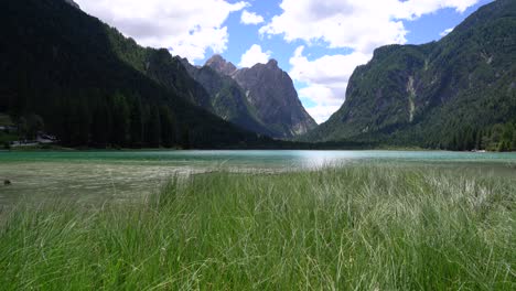 Lake-Dobbiaco-in-the-Dolomites,-Italy