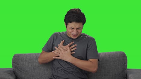 Indischer-Mann-Mit-Herzinfarkt,-Grüner-Bildschirm