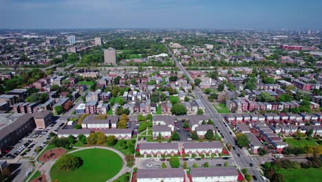 Aerial-view-over-west-side-of-Chicago,-Illinois,-USA