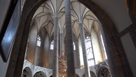 La-Franziskanerkirche-Es-Una-De-Las-Iglesias-Más-Antiguas-Del-Casco-Antiguo-De-Salzburgo-Y-Pertenece-Al-Monasterio-Franciscano.