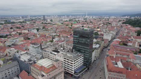 Zagreb-flyover-aerial-drone,-cityscape-of-Croatia-capital-city,-pull-back