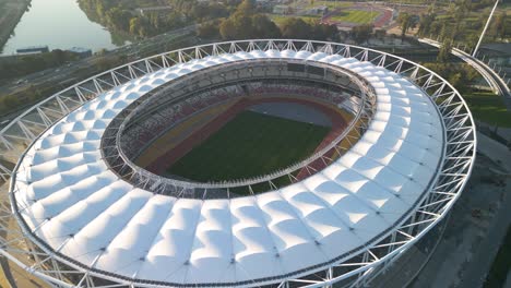 Drohne-Fliegt-über-Nationales-Sportzentrum