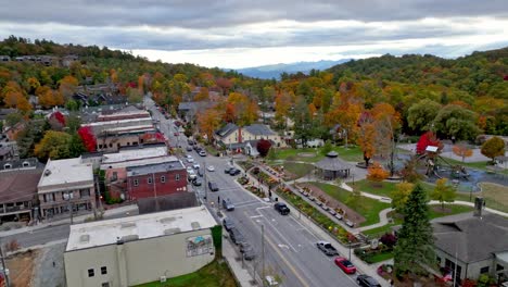 aerial-orbit-main-street-in-blowing-rock-nc,-north-carolina-in-autumn-with-fall-leaves