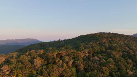 Beautiful-Sunrise-Sky-Overlooking-Binna-Burra-Mountain-Hinterland,-Queensland,-High-Level-Drone,-Slow-Motion-4K