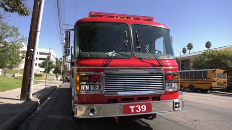 Red-Fire-Truck-with-flashing-lights