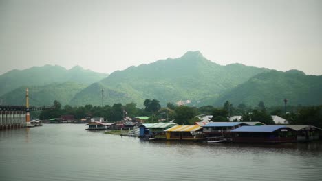 Scenic-Historic-River-Town-In-Kanchanaburi,-Thailand