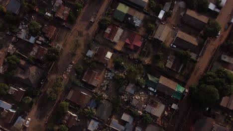 Vídeo-De-Drones-Del-Municipio-Suburbano-De-Alta-Densidad-De-Mbare-En-Harare,-Zimbabwe