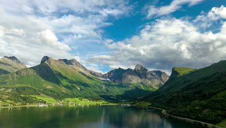 Pristine-natural-scenery-of-Norwegian-fjord,-Innfjorden