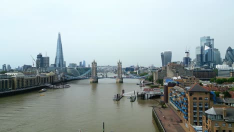 Neo-Gothic-Architecture-Of-Tower-Bridge-In-London,-United-Kingdom