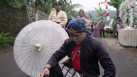 Series-of-Lengser-Mapag-Panganten-traditional-ceremonies