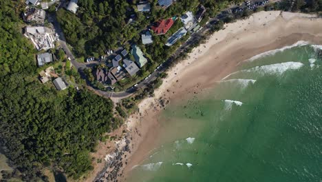 Top-Down-View-Over-Little-Wategos-Beach-In-New-South-Wales,-Australia---drone-shot