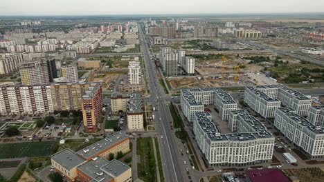 A-View-of-Unobstructed-Highway-in-Astana,-Kazakhstan---Drone-Flying-Forward