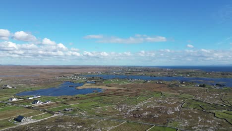 Scenic-view-of-greenery-and-lakes-in-Banraghbaun-South,-County-Galway