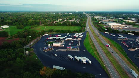 Orbiting-Aerial-George-N-Craig-Travel-Plaza-Und-Henry-Schricker-Truck-Stop-In-Elkhart,-Indiana