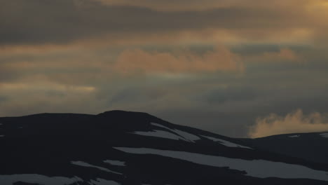 Mountain-tops-of-Norway,-Dramatic-Sunset-timelapse