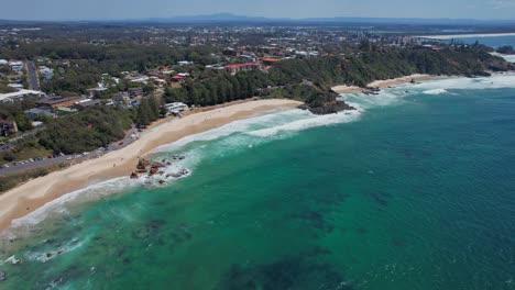 Scenic-Flynns-Beach-In-Port-Macquarie,-NSW,-Australia-At-Daytime---aerial-shot