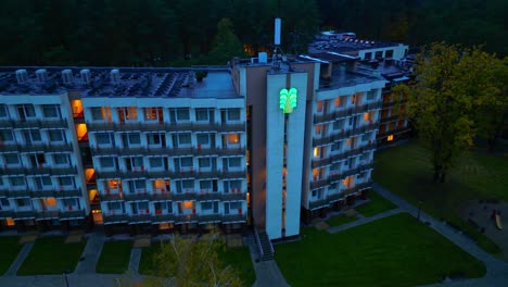 Travel-to-right-of-hotel-apartment-Egles-sanatorium-during-evening