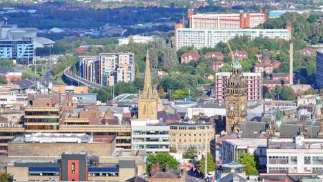 Panoramic-View-Of-Sheffield-City-Centre-And-Historic-Landmarks-In-South-Yorkshire,-England