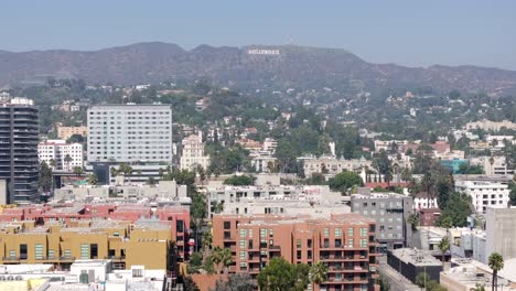 Paso-Elevado-De-Hollywood-California-Y-Vista-Aérea-Icónica-Del-Letrero-De-Hollywood