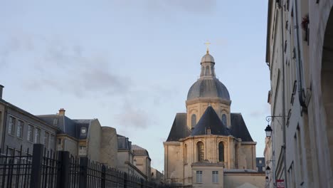 A-View-Of-Parish-Church-of-Saint-Paul-of-Saint-Louis-In-Paris,-France