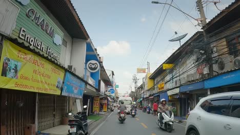 POV-Mopedfahrt-Durch-Die-Belebten-Straßen-Von-Bangkok,-Thailand