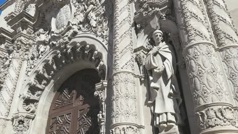 The-Prado-at-Balboa-Park-ornate-facade-and-architecture-is-a-National-Landmark