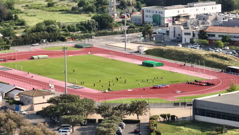 Fitnessstrecke-Und-Fußballrasenplatz,-Luftaufnahme-Montpellier