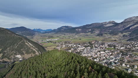 Volando-Sobre-Villard:-Cumbres,-Valles-Y-El-Latido-Del-Vercors.