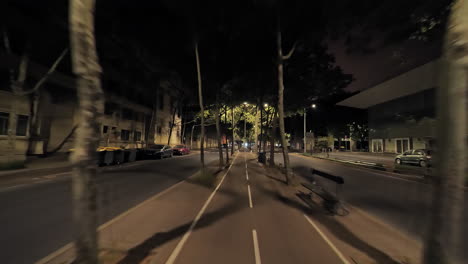 Carriles-Bici-Por-La-Noche-En-Montpellier-Viajando-Por-Francia