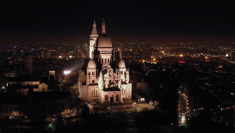Basilika-Montmartre-In-Paris-Bei-Nacht-Luftaufnahme