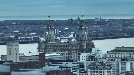 Luftpracht:-Panoramablick-Auf-Die-Skyline-Und-Wahrzeichen-Von-Liverpool.