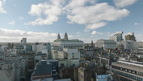 Sumérgete-En-El-Corazón-De-Liverpool-Con-Tomas-Aéreas-De-Sus-Vibrantes-Calles.