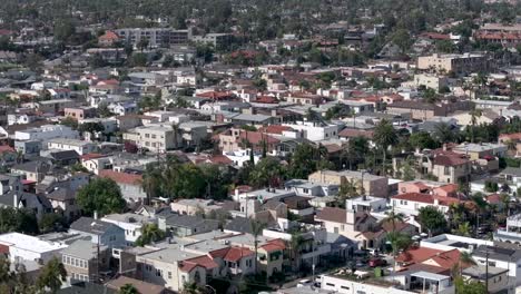Upscale-Long-Beach,-California-neighborhood---aerial-flyover