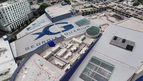 High-angle-view-of-roof-with-ventilation-equipment-and-rooftop-car-park