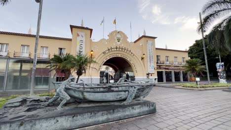 Haupteingang-Des-Marktes-Nuestra-Señora-De-Africa-In-Santa-Cruz-De-Teneriffa