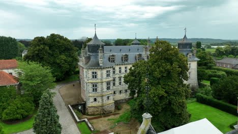 Establecimiento-De-Una-Vista-Aérea-Del-Castillo-De-Aspremont-lynden-Del-Siglo-XVII-En-Oud-Rekem.