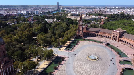 Iconic-landmark-Plaza-de-España-in-Seville,-Andalusia,-Spain