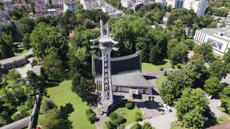 Aerial-Panoramic:-Cathedral-of-Saint-Bonaventure,-Banja-Luka,-Bosnia